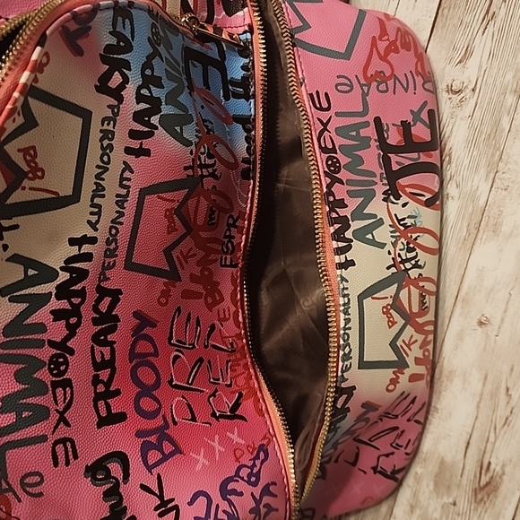 Graffiti Patterned Backpack - Picture 9 of 9